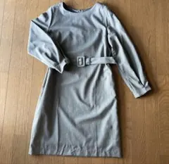 【未使用】マジェスティックレゴン　ベルト付き長袖ひざ丈ワンピース グレーのサムネイル