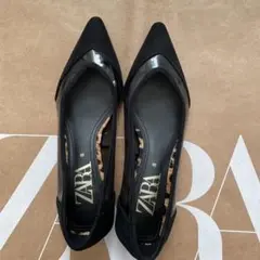 超美品　ザラ　フラットシューズ　ポインテッドトゥブラックパンプス　35