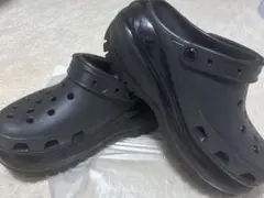 crocs ブラック クロッグサンダル
