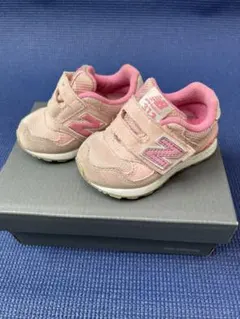 ニューバランスシューズ　12センチ　女の子