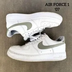 NIKE AIR FORCE 1 07 25.5cm ホワイト オリーブ
