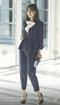 RUIRUE BOUTIQUE　リボン付きネイビー・ホワイトセットアップ