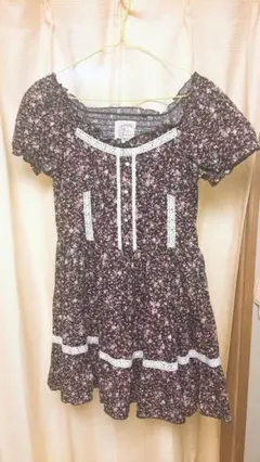 オフショルダーにもなる!花柄フリルワンピース  夏用