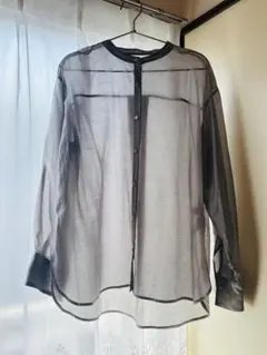 【新品未使用】OPAQUE.CLIP グレーのシアー長袖ブラウスのサムネイル
