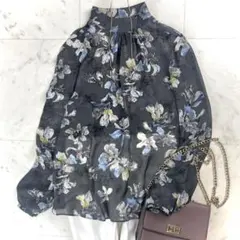 美品 トゥモローランド ナイトフラワーハイネックギャザーブラウス