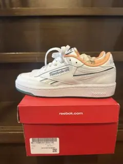 Reebok CLASSIC スニーカー ホワイト×オレンジのサムネイル