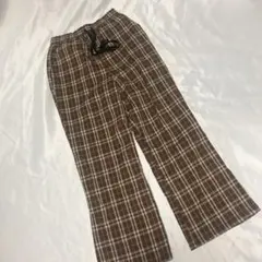 カジュアルパンツ