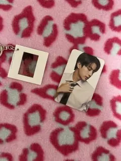 BTS ジン フォトカードホルダー RUNSEOKJIN in JAPAN - メルカリ