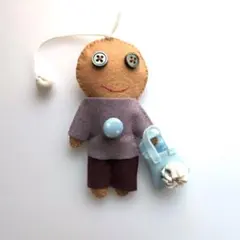 ハンドメイド　フェルトマスコット　フエルトのお人形　素粒子のリュシくん