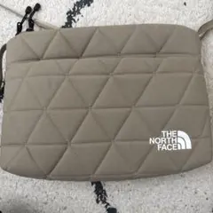 THE NORTH FACE キルティングショルダーバッグ