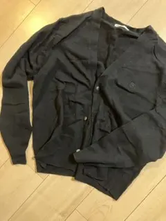 ガルニ 黒のVネックカーディガン