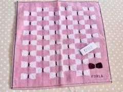 値下げ！新品　フルラ　タオルハンカチ　リボン　ピンクのサムネイル
