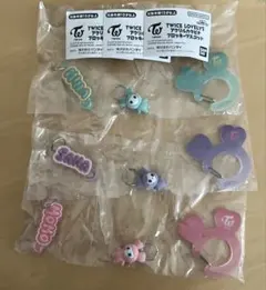 TWICE ラブリー　アクリルカラビナフロッキーマスコット　ミサモ