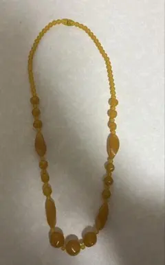 イエロー アンティーク調 ネックレス