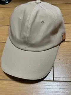 VAR ZAR ベージュキャップ