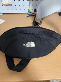 THE NORTH FACE ウエストバッグ ブラックのサムネイル