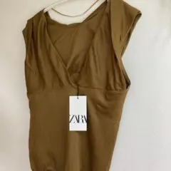 ZARA 秋色ノースリーブ　M