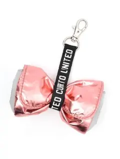 【新品】クアルトユナイテッド 25年春夏新作 メタリックリボンボールポーチ