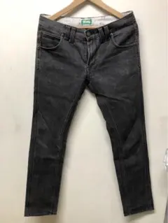 Item thumbnail for item 3ad003dd-18d4-4ab0-8cfd-22f2e1b1654f