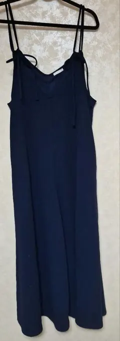 サロペットパンツ