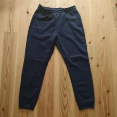 ユニクロ　＋J　メンズ　スウェットパンツ　黒