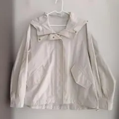 GU フード付きジャケット オフホワイト