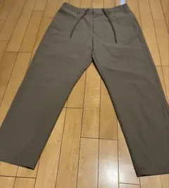 美品UNIQLO×Theory◆感動イージーパンツ◆ベージュ