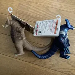 ウルトラ怪獣シリーズ　ゴモラ　サイバーゴモラ　タグ付き　ソフビ