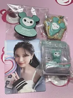 twice ミナ　ガチャ　ビスケット　アプグレトレカ　キーホルダー　マスコット