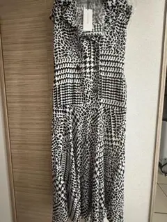 PINKY&DIANNE アニマルプリント ノースリーブワンピース