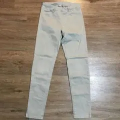 ユニクロ　ベージュ　スリムパンツ　150サイズ
