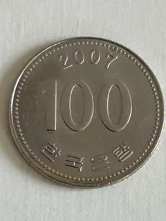 2001年 100ウォン硬貨 - メルカリ