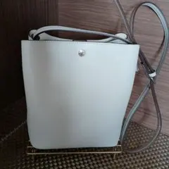 Legato Largo レディース縦型 ショルダーバッグ かるいかばん