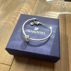 Swarovski ストーン付きブレスレット サイズ M