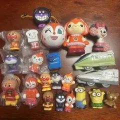 アンパンマン ミニオン　キャラクター玩具セット　新品未開封品有り