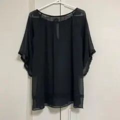 コムサイズムのシアーシャツ