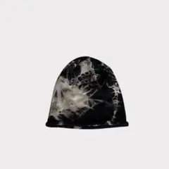 “Y2K Tie Dye Slouch Beanie Black White