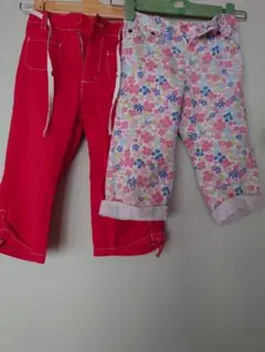 赤いパンツと花柄パンツ（osh kosh）のセット 期間限定セールのサムネイル
