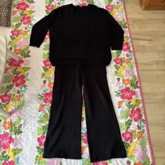 GUリブ編み Vネック パンツセットアップ 黒