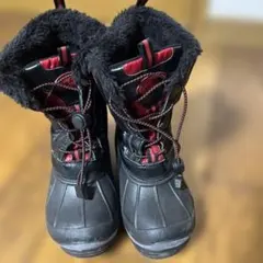 子ども用防水スノーブーツ 黒/赤