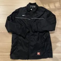 NIKE ジャケット　黒　Lサイズ