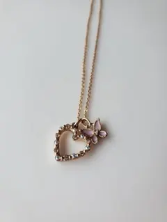 美品！ANNA SUI [アナスイ] 薄紫の蝶とクリスタルのハート　ネックレス