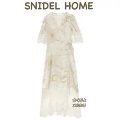 新品未使用　スナイデルホーム　2wayサテンガウンワンピース　クリーム