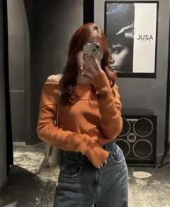 オフショルダーニットトップス