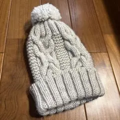 未使用　クッチロアンドシー　グレージュニット帽　PAPILLONNER パピヨネ