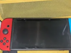 Nintendo Switch 本体　ピカチュウケース付き