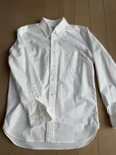 UNIQLO ホワイト ボタンダウンシャツ S