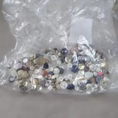 多様なデザインのボタンセット 約100個