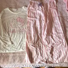 最終値下げ⭐サンリオ　ハローキティ　長袖ルームウェア上下セット