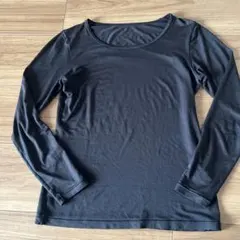 ユニクロ　レディースヒートテック　Uネックブラック　サイズS